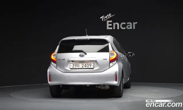 Toyota Prius 2018 1.5 АКПП, миниатюра 3