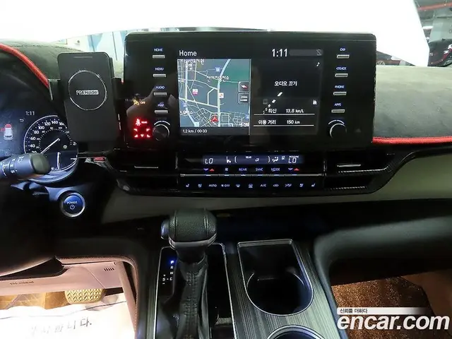 Toyota Sienna 2021 2.5 вариатор, миниатюра 2