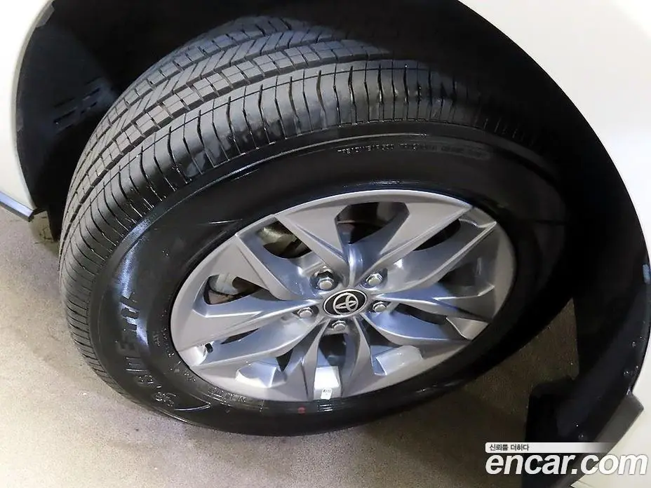 Toyota Sienna 2021 2.5 вариатор, фото 11
