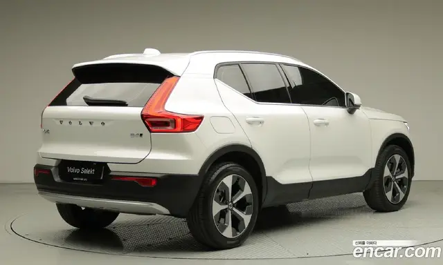 Volvo XC40 2025 2.0 АКПП, миниатюра 4