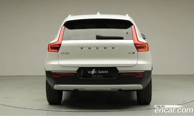 Volvo XC40 2025 2.0 АКПП, миниатюра 5