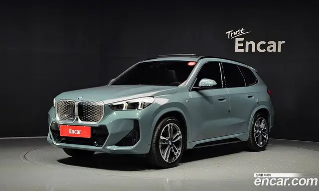 BMW iX1, 2024, 70 590 км