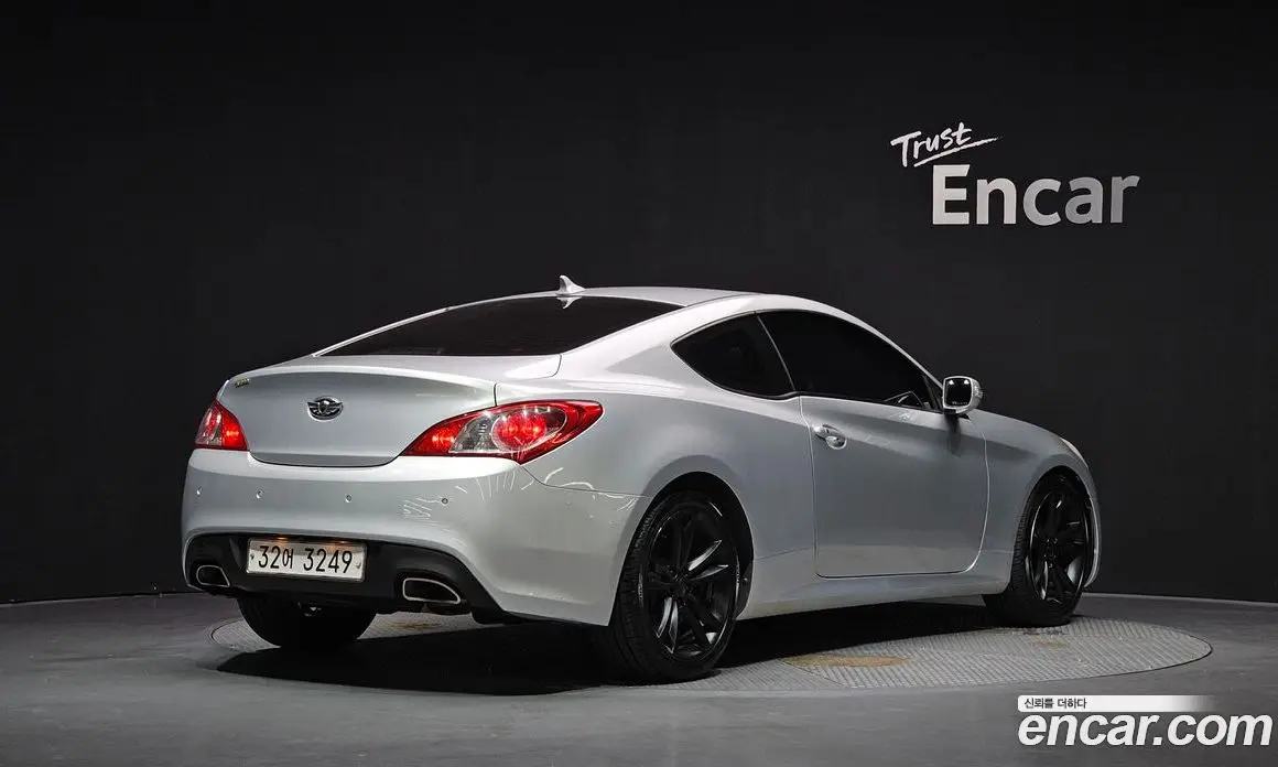 Hyundai Genesis 2009 2.0 АКПП, фото 2 Hyundai Genesis 2009 2.0 АКПП, фото 2