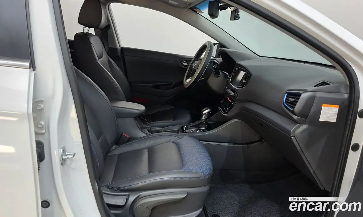 Hyundai Ioniq 2016 1.6 АКПП, фото 16 Hyundai Ioniq 2016 1.6 АКПП, фото 16