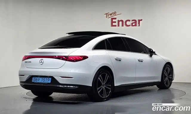 Mercedes-Benz EQE 2023 0.3 АКПП, миниатюра 2