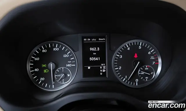 Mercedes-Benz V-Class 2016 2.0 АКПП, миниатюра 8