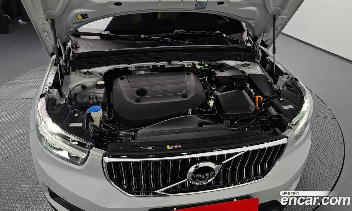 Volvo XC40 2021 2.0 АКПП, фото 6