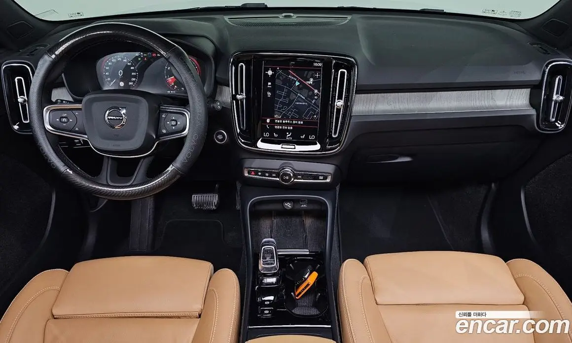 Volvo XC40 2021 2.0 АКПП, фото 10