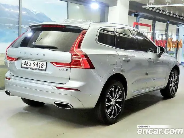 Volvo XC60 2018 2.0 АКПП, миниатюра 2