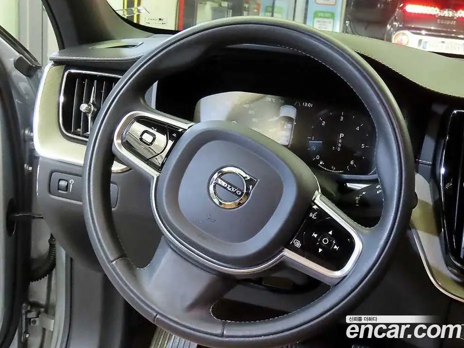 Volvo XC60 2018 2.0 АКПП, фото 12