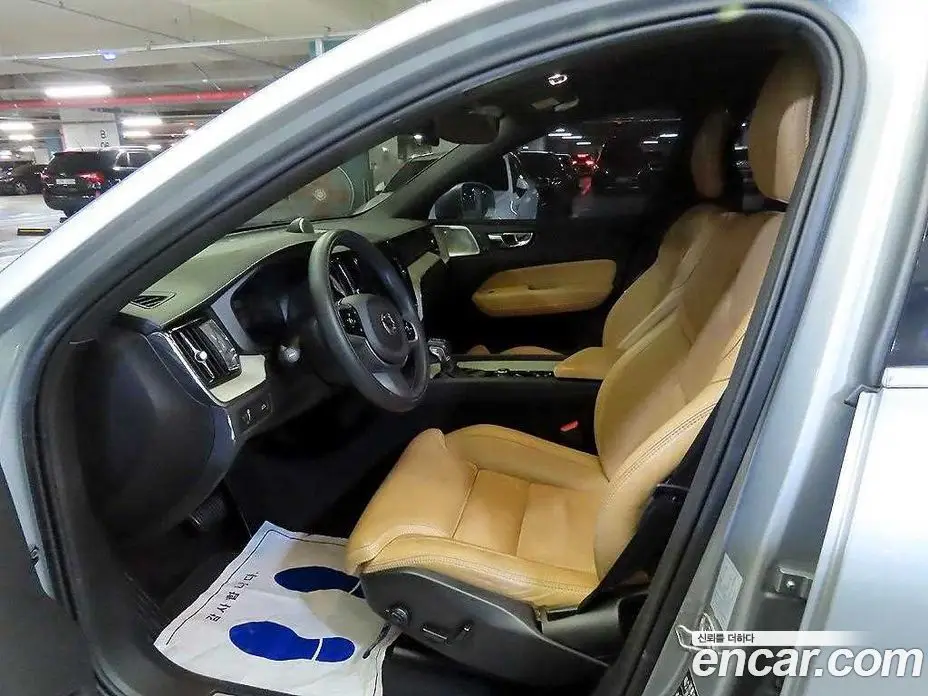 Volvo XC60 2018 2.0 АКПП, фото 19
