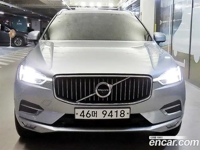 Volvo XC60 2018 2.0 АКПП, миниатюра 3