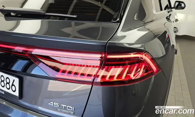 Audi Q8 2021 3.0 АКПП, миниатюра 9