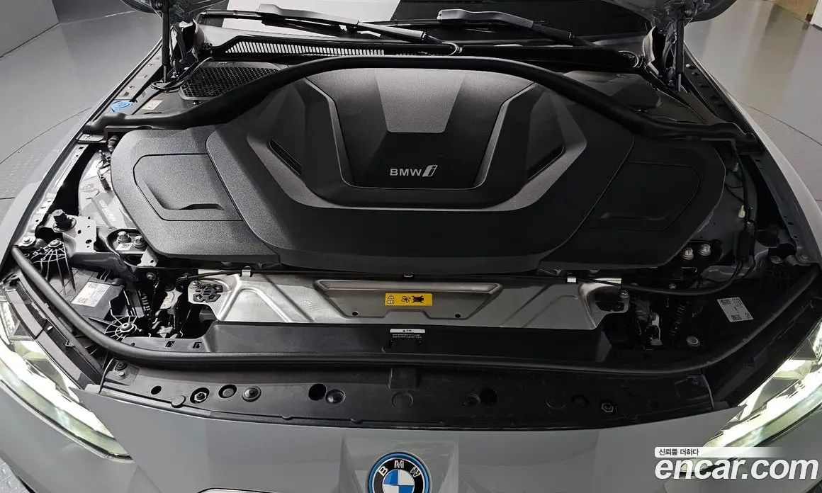 BMW i4 2025 0.2 АКПП, фото 5
