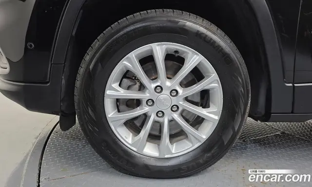 Jeep Cherokee 2018 2.4 АКПП, миниатюра 5 Jeep Cherokee 2018 2.4 АКПП, миниатюра 5
