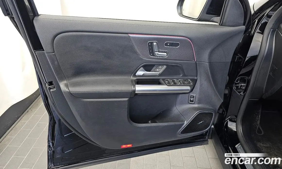 Mercedes-Benz EQA 2023 0.2 АКПП, фото 14
