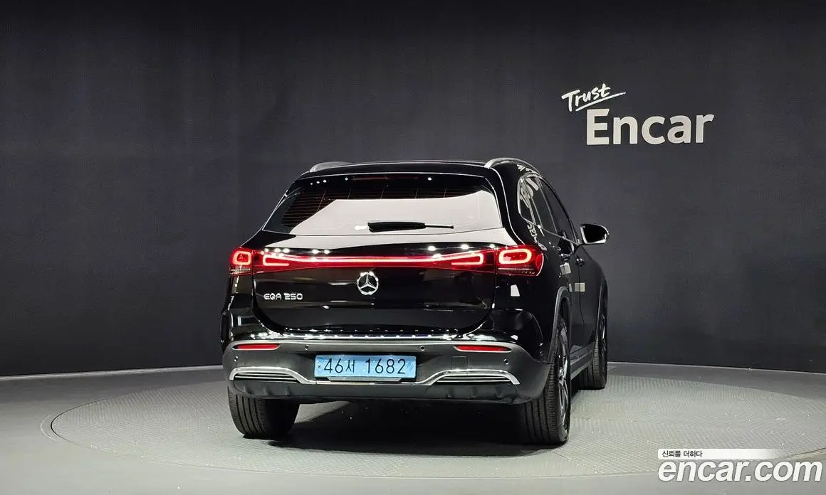 Mercedes-Benz EQA 2023 0.2 АКПП, фото 4