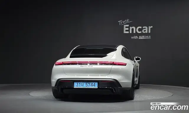 Porsche Taycan 2022 0.1 АКПП, миниатюра 4 Porsche Taycan 2022 0.1 АКПП, миниатюра 4