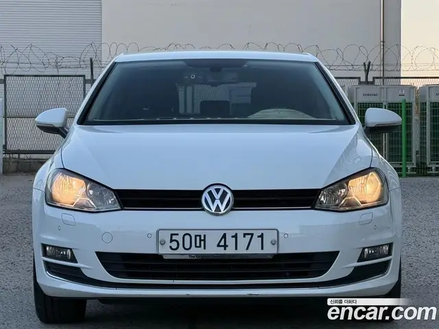 Volkswagen Golf, 2015, 59 800 км