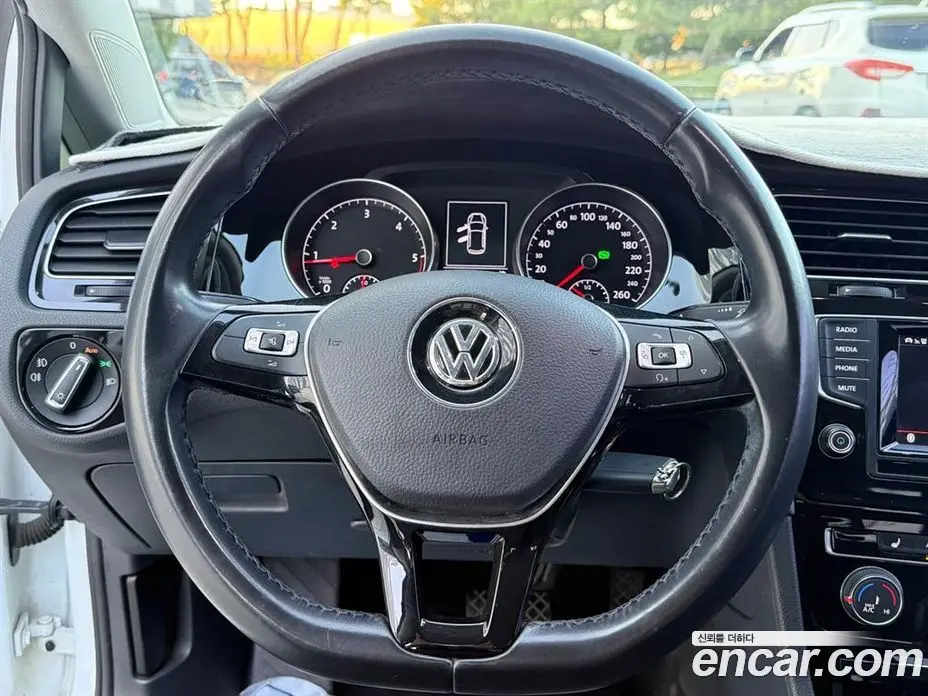 Volkswagen Golf 2015 1.6 АКПП, фото 8
