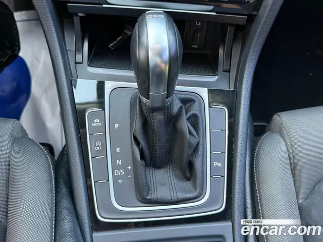 Volkswagen Golf 2015 1.6 АКПП, миниатюра 10
