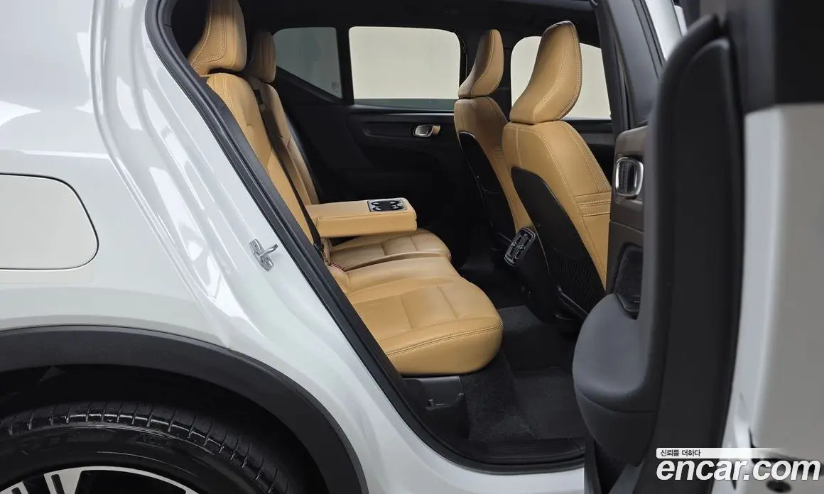 Volvo XC40 2020 2.0 АКПП, фото 16