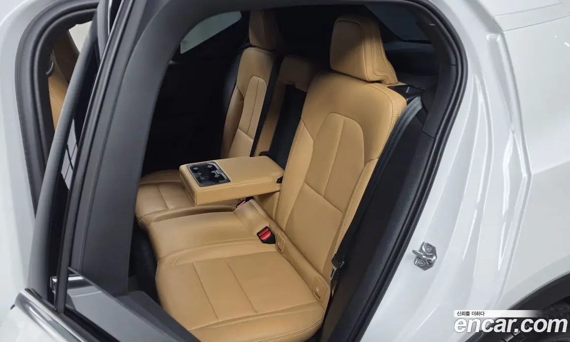 Volvo XC40 2020 2.0 АКПП, фото 17