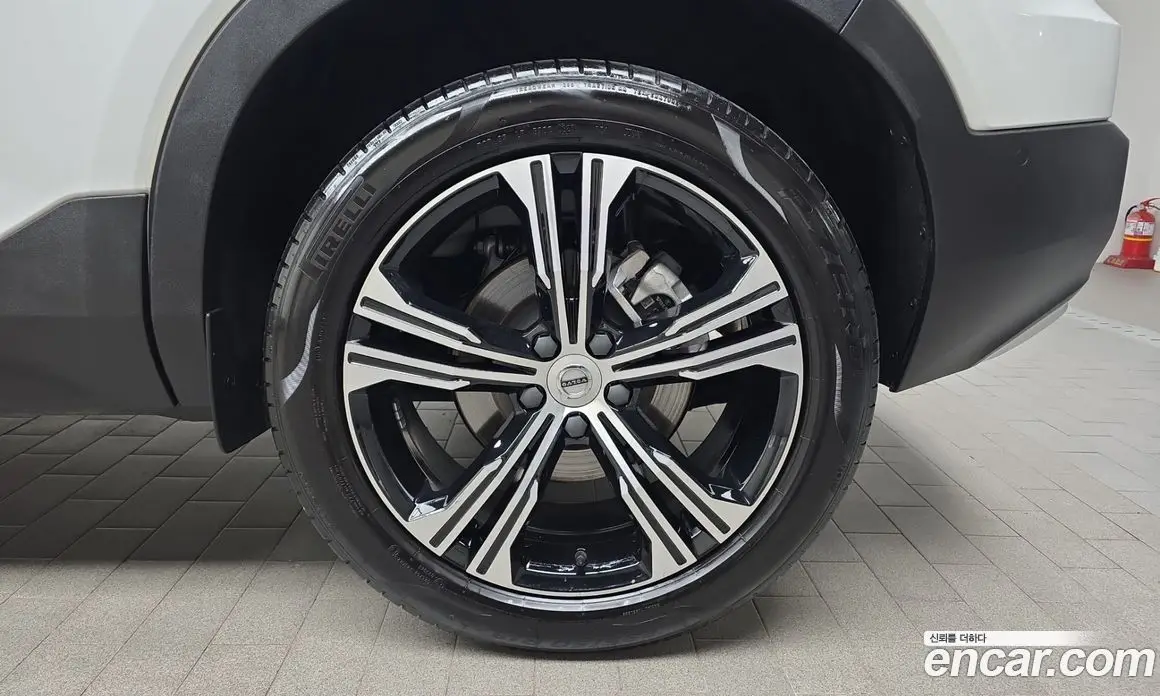 Volvo XC40 2020 2.0 АКПП, фото 6
