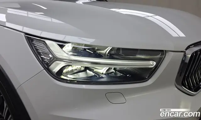 Volvo XC40 2020 2.0 АКПП, миниатюра 7