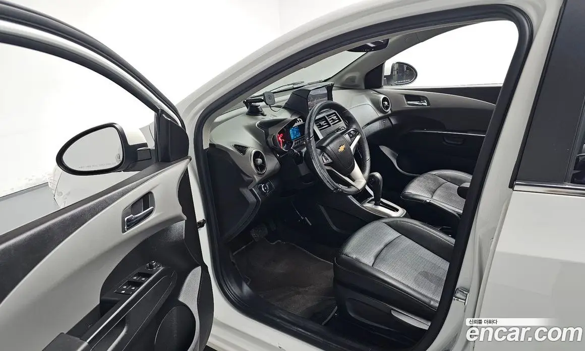 Chevrolet Aveo 2015 1.4 АКПП, фото 12