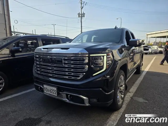 GMC Sierra, 2023, 42 527 км