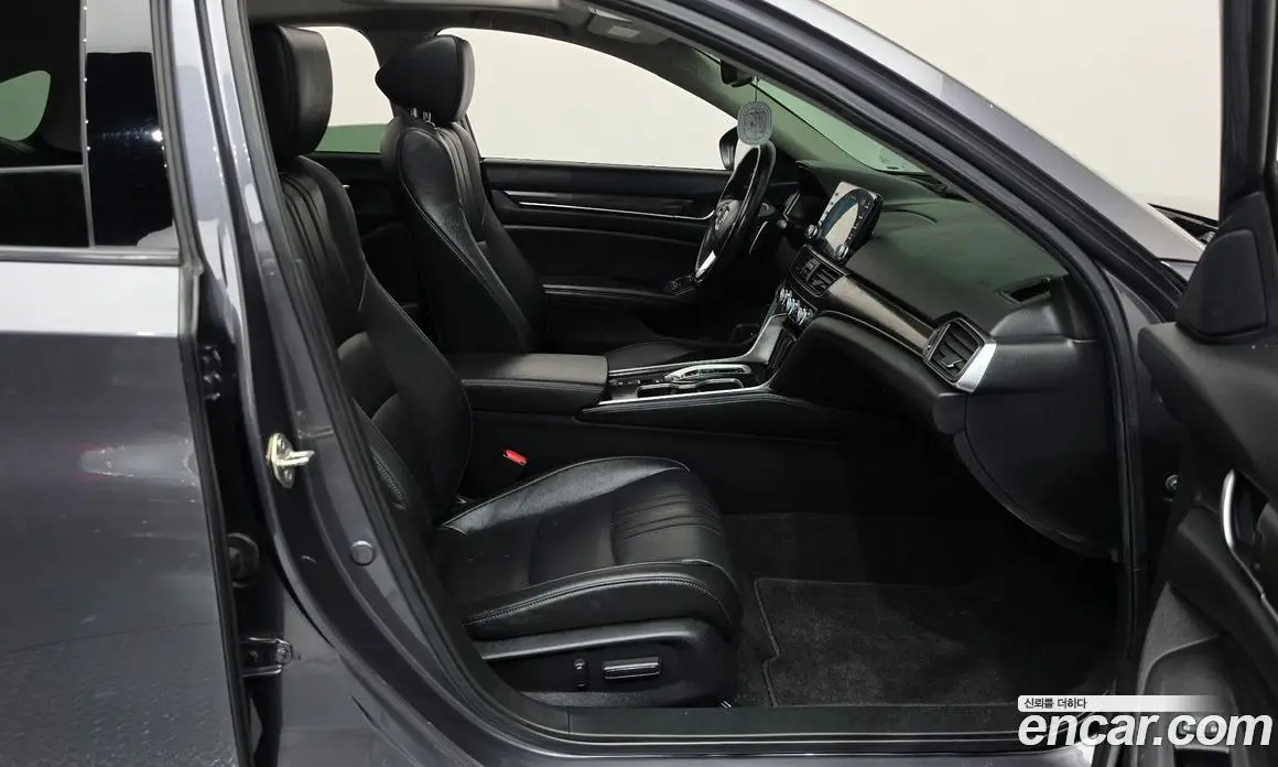 Honda Accord 2019 2.0 АКПП, фото 11