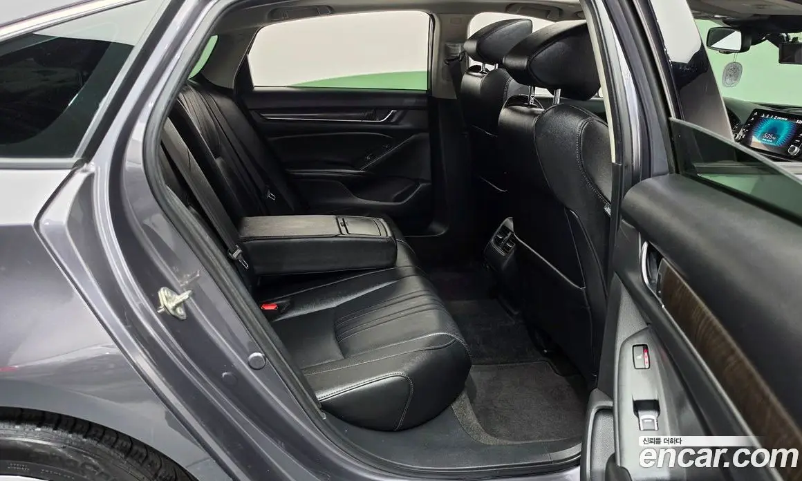 Honda Accord 2019 2.0 АКПП, фото 12