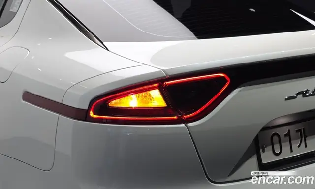 Kia Stinger 2017 2.0 АКПП, миниатюра 9