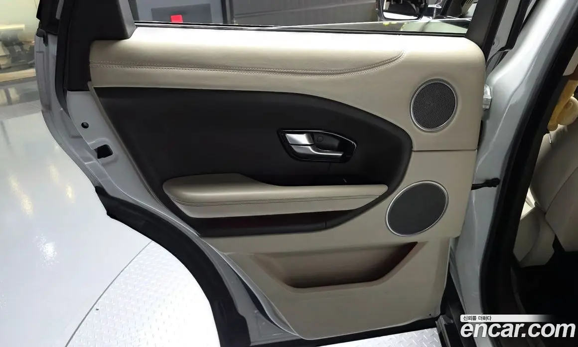 Land Rover Range Rover Evoque 2016 2.0 АКПП, фото 14