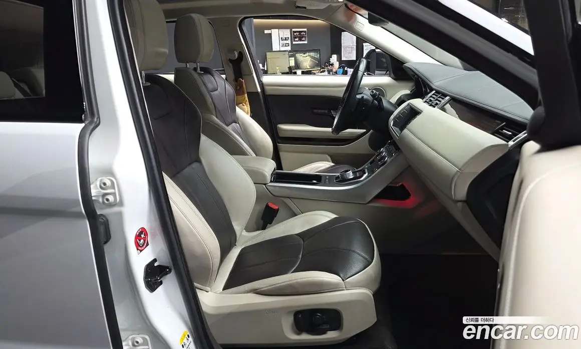 Land Rover Range Rover Evoque 2016 2.0 АКПП, фото 16