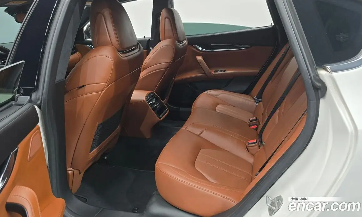 Maserati Quattroporte 2017 3.0 АКПП, фото 12