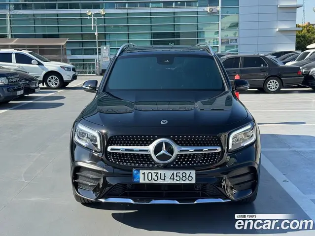 Mercedes-Benz GLB-Class, 2021, 66 200 км
