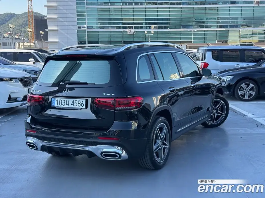 Mercedes-Benz GLB-Class 2021 2.0 АКПП, фото 4