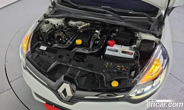 Renault (Samsung) Clio 2019 1.5 АКПП, миниатюра 5