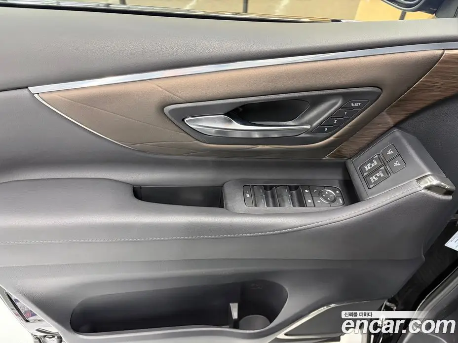 Toyota Alphard 2023 2.5 вариатор, фото 18 Toyota Alphard 2023 2.5 вариатор, фото 18
