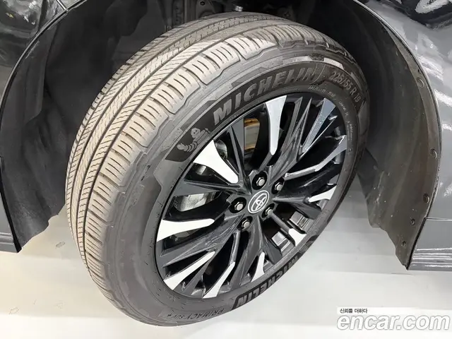Toyota Alphard 2023 2.5 вариатор, миниатюра 5 Toyota Alphard 2023 2.5 вариатор, миниатюра 5