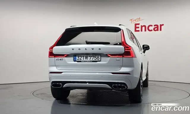 Volvo XC60 2021 2.0 АКПП, миниатюра 4