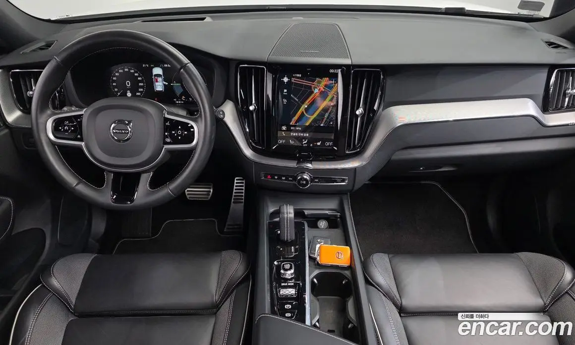Volvo XC60 2021 2.0 АКПП, фото 10