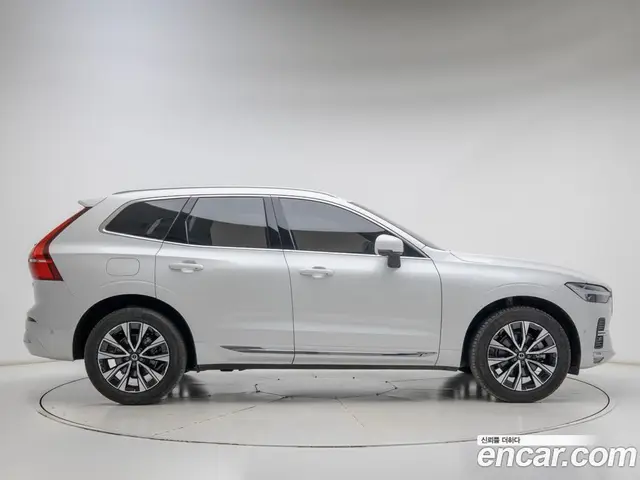 Volvo XC60 2023 2.0 АКПП, миниатюра 6