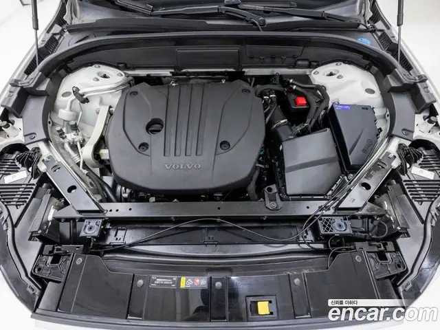 Volvo XC60 2023 2.0 АКПП, миниатюра 8