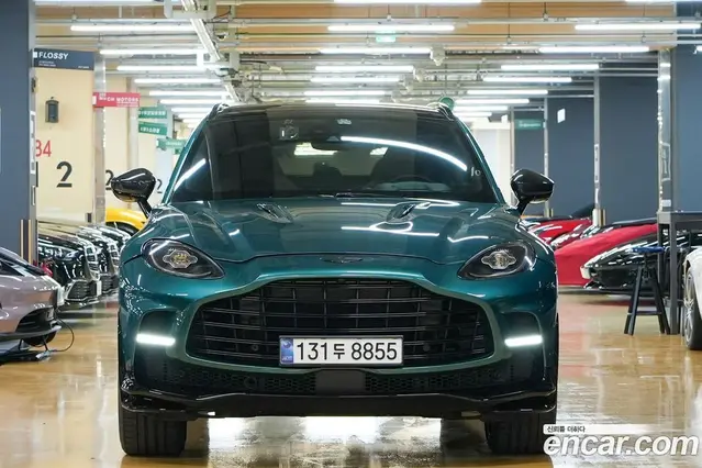 Aston Martin DBX, 2024, 8 447 км