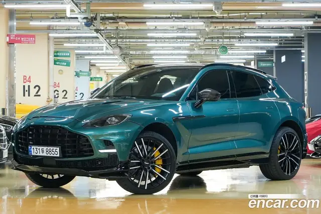 Aston Martin DBX 2024 4.0 АКПП, миниатюра 3