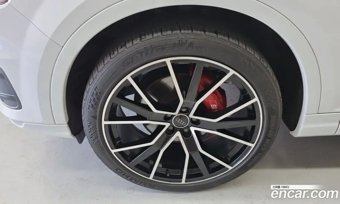 Audi Q7 2019 2.0 АКПП, фото 5