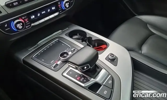 Audi Q7 2019 2.0 АКПП, миниатюра 9